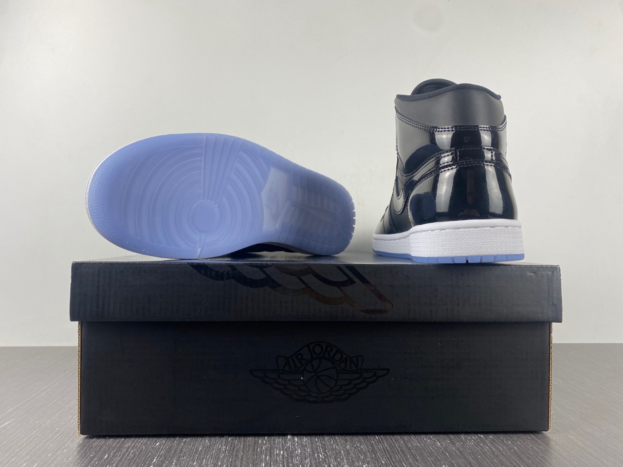 Air Jordan 1 Mid ??Space Jam DV1308-004